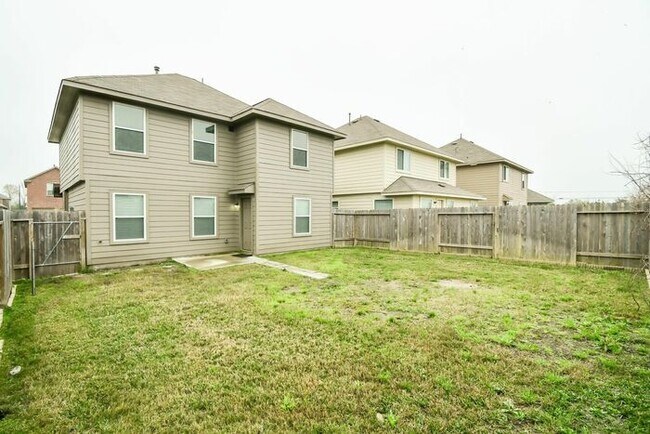 Foto del edificio - 13226 Ingram Gap Ln