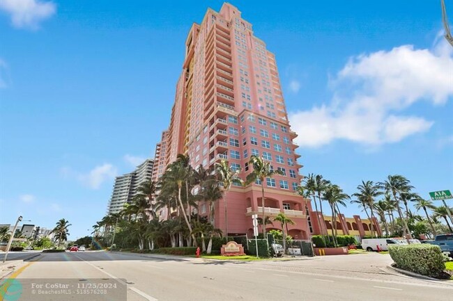 Foto del edificio - 2100 N Ocean Blvd