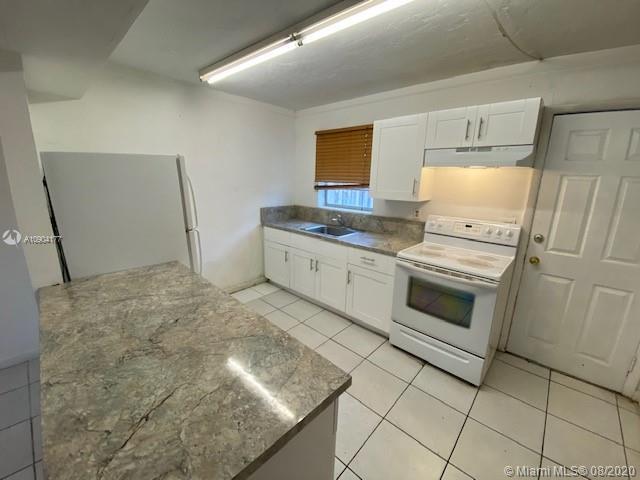 Foto del edificio - 1520 NE 151st St