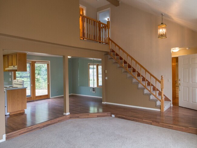 Foto del edificio - great location, new exterior and interior painting