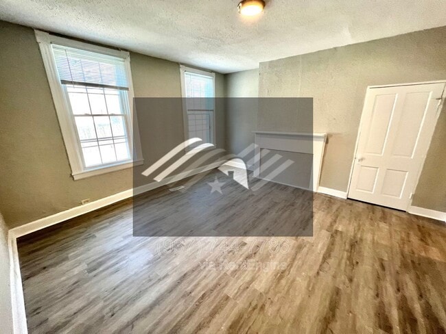 Photo - 2212 Calumet St Townhome