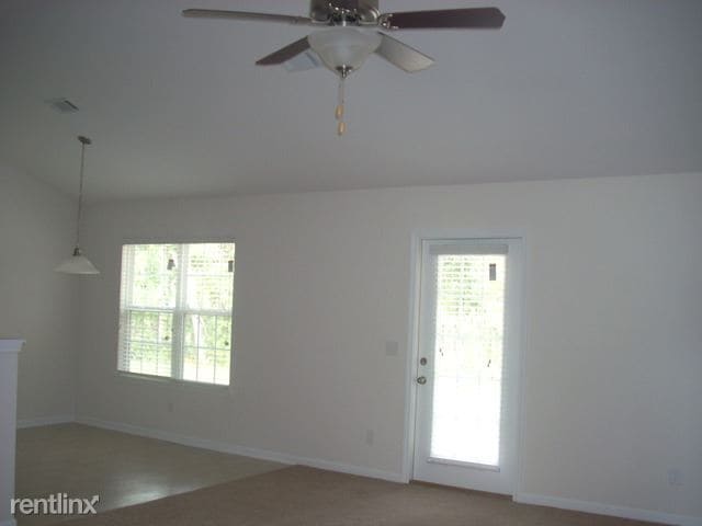 Building Photo - 3 br, 2 bath House - 116 Five Oaks Ct 116 FO