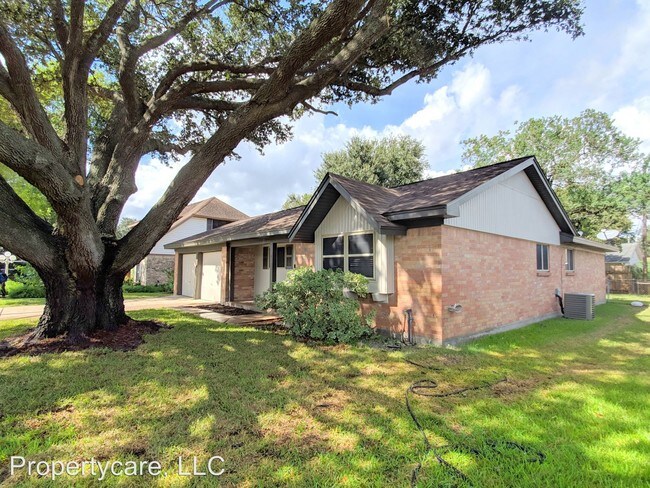 Building Photo - 4 br, 2 bath House - 4805 Crepe Myrtle Ln.