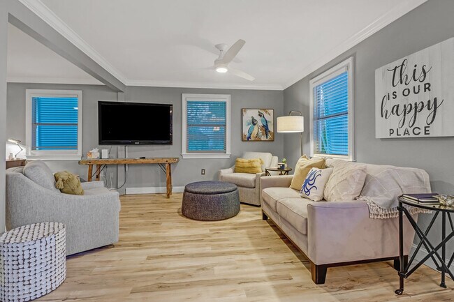 Foto del edificio - 1081 Hollygate Ln