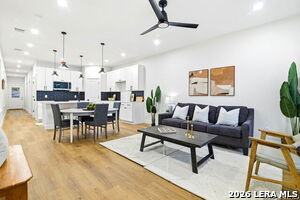 Foto del edificio - 1801 W Southcross Blvd