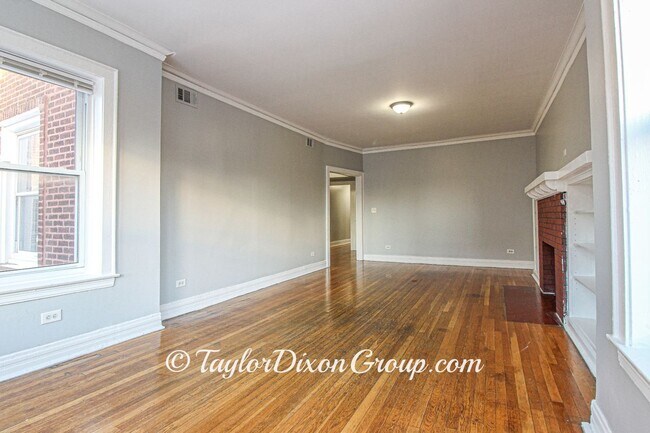 Foto del edificio - 6611 S Greenwood Ave