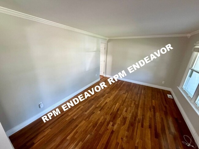 Building Photo - 1407 La Cerros Ln