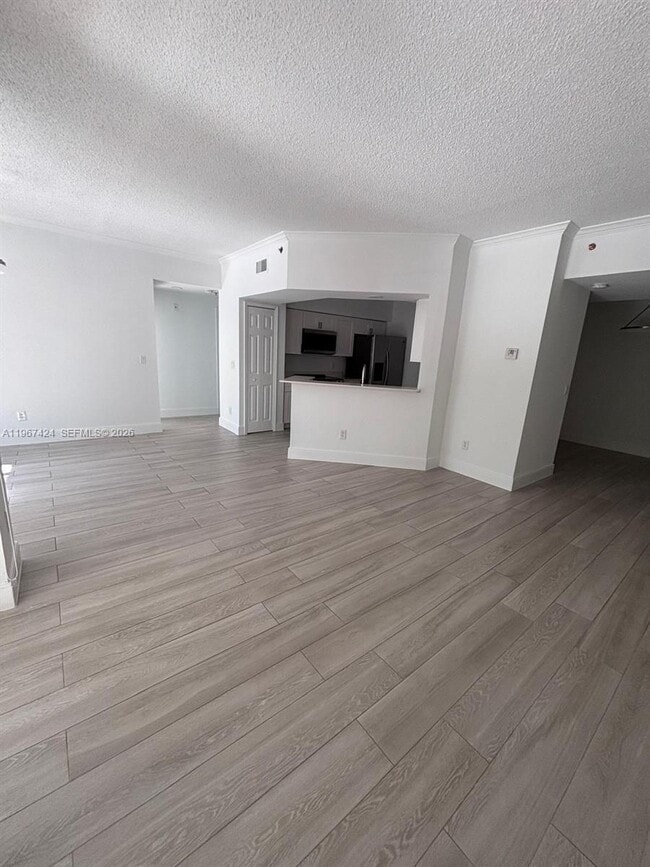 Foto del edificio - 3255 NE 184th St