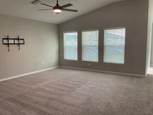 Building Photo - 12776 Tannencrest Dr
