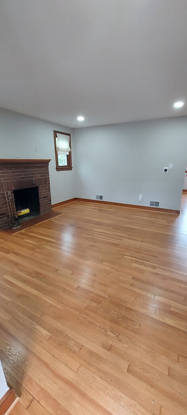 Foto del edificio - 3704 Jefferson St