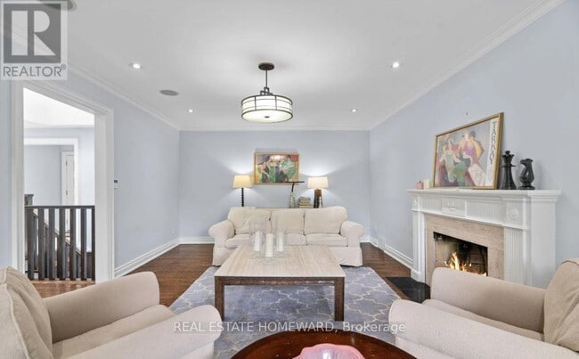 Building Photo - 42 Heathview Ave