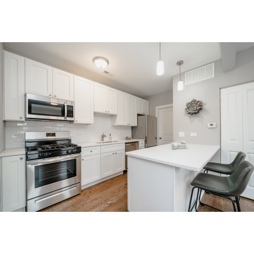 Kitchen - 1838 W 21st Pl