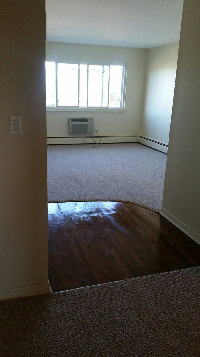 Entrada/Sala de estar - The Niche at Roman Gardens