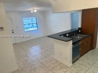 Foto del edificio - 6040 Shaker Wood Cir