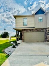 Building Photo - 5100 Westgate Ln