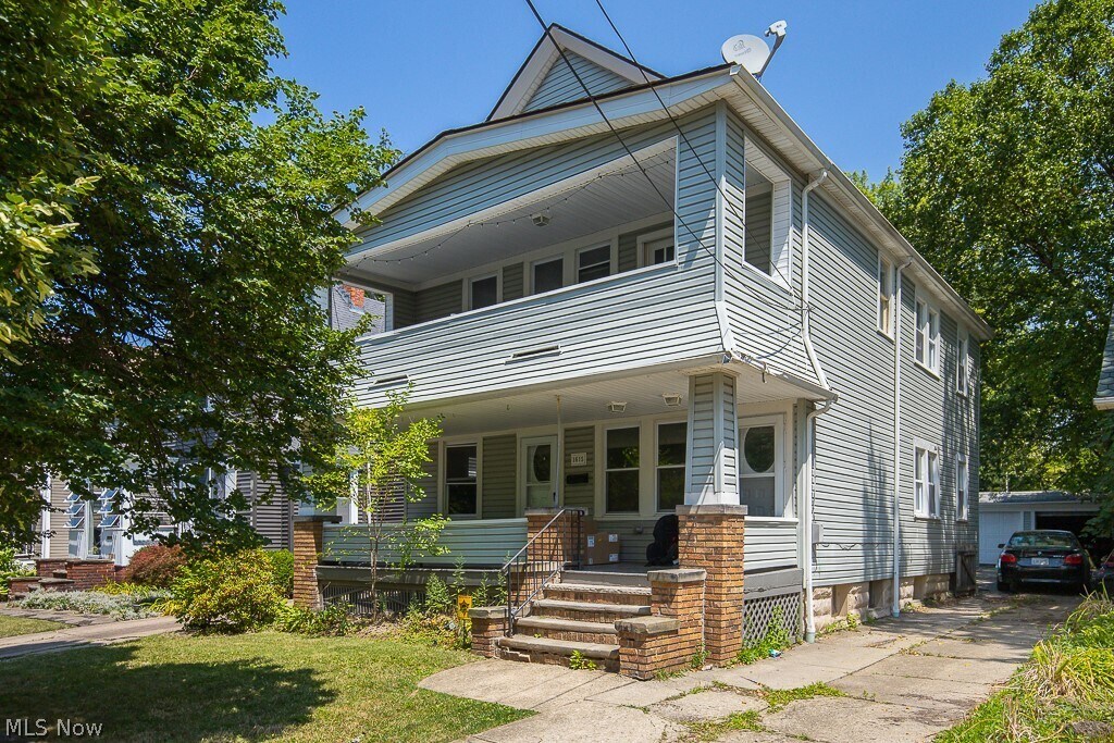 Primary Photo - 1615 Lakeland Ave