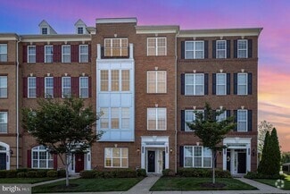 Building Photo - 23810 Hopewell Manor Terrace