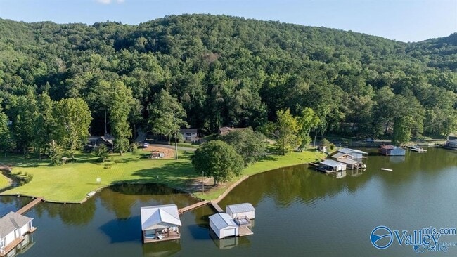 Building Photo - 4125 Hide Away Dr