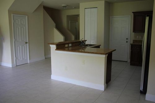 Building Photo - 4303 Emerald Vista