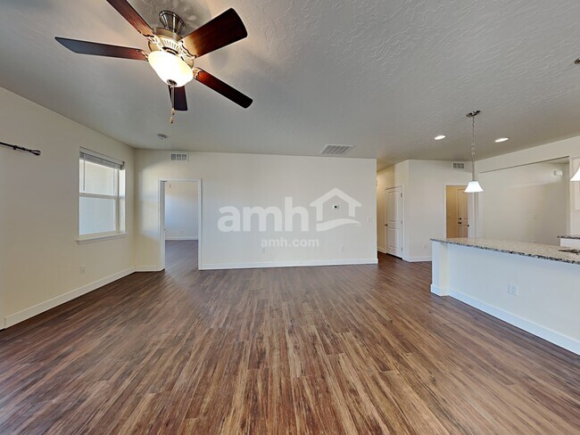 Building Photo - 362 E Sicily Drive