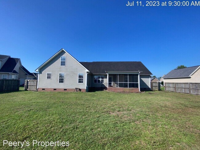 Building Photo - 4 br, 2.5 bath House - 821 Camwheel Drive