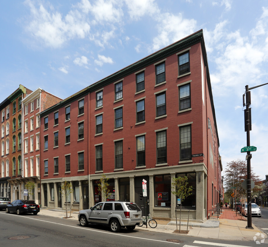 Primary Photo - Havana Lofts
