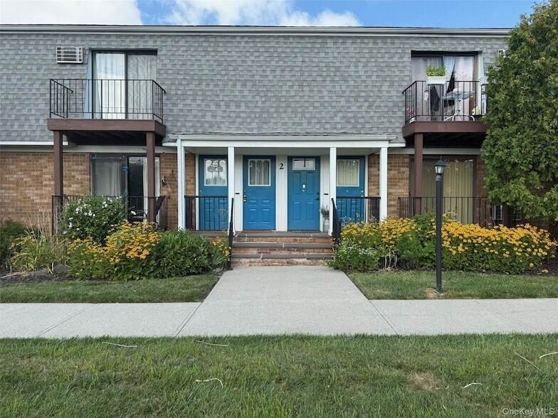 Primary Photo - 2 Fortune Rd W