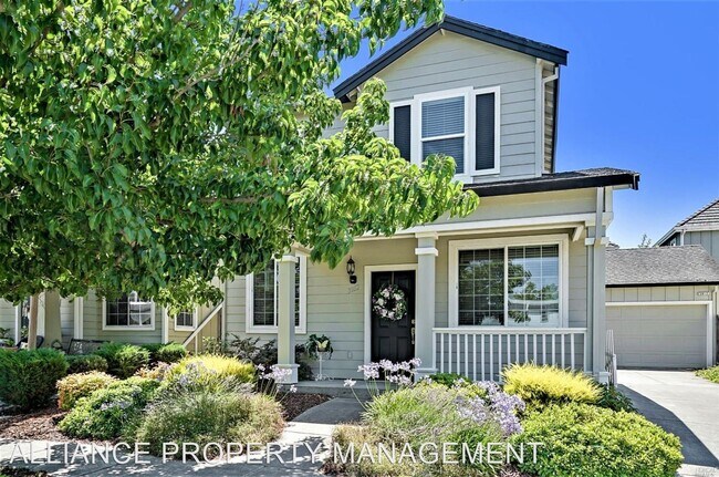 Building Photo - 3 br, 2.5 bath House - 3912 Deuce Dr.