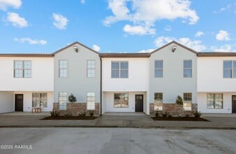 Building Photo - 139 Iberia St