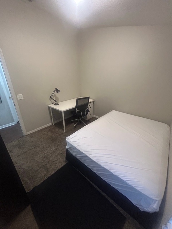 Building Photo - 8151 Canterbury Lake Blvd