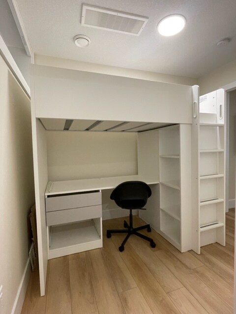 Photo du bâtiment - 8717-8110 110 St NW