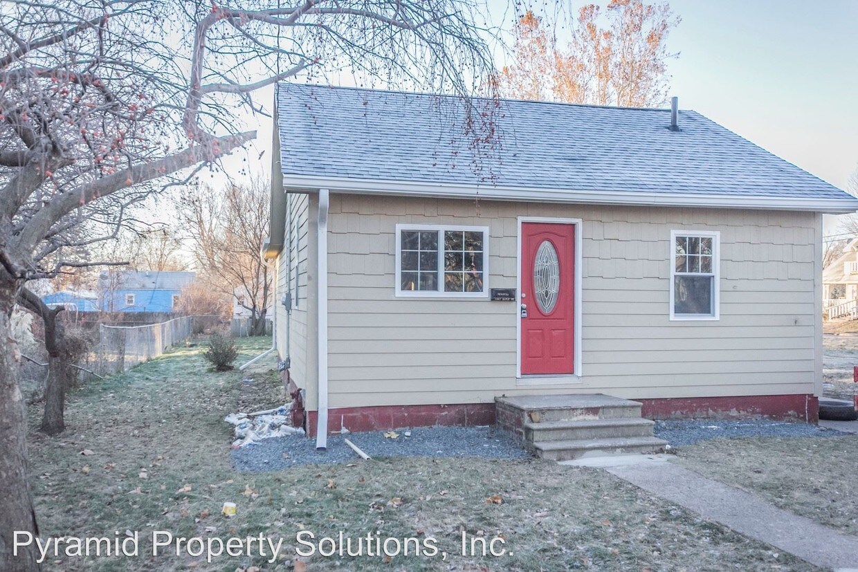 Primary Photo - 3 br, 1 bath House - 2907 Maple St