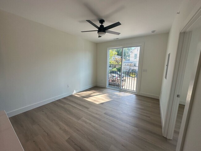 Interior Photo - 626 N. College Ave.