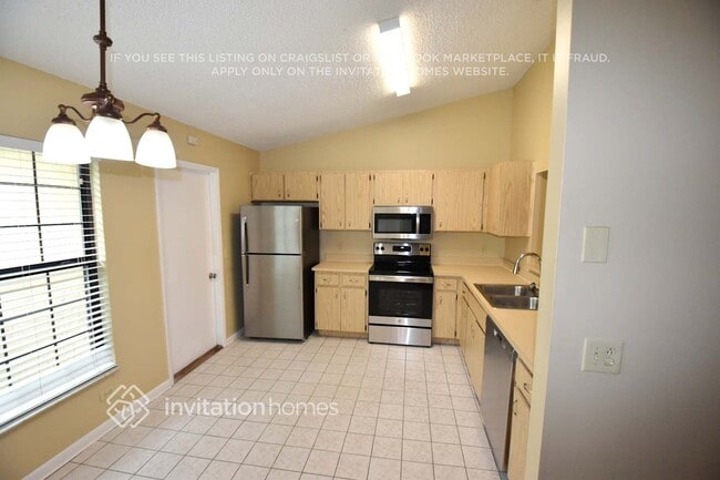 Building Photo - 6524 Seafairer Dr