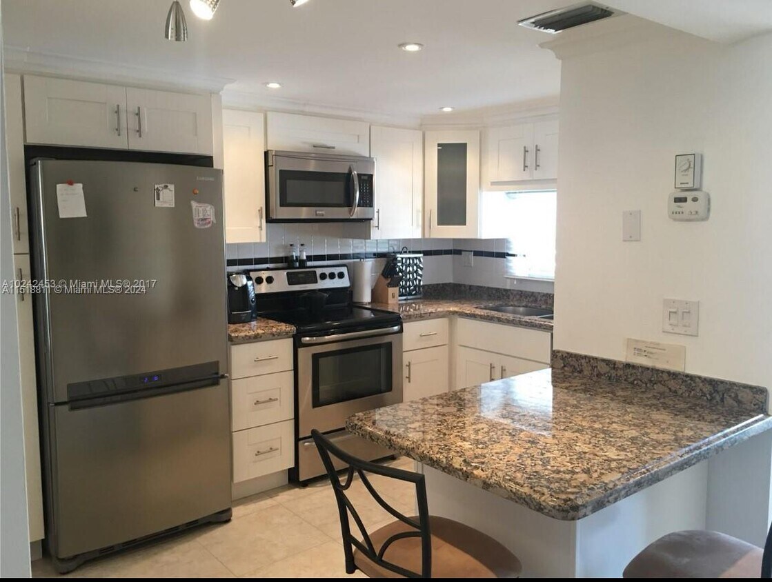 311 S Hollybrook Dr Unit 202, Pembroke Pines, FL 33025 Condo for Rent