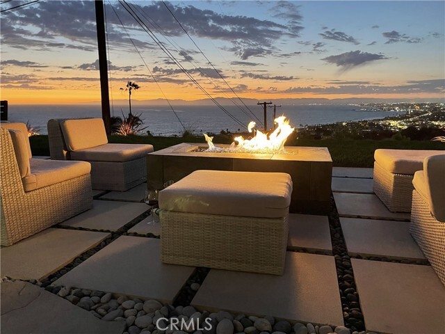 Foto del edificio - 161 Via Pasqual