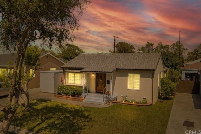 Photo - 5432 Pimenta Ave House