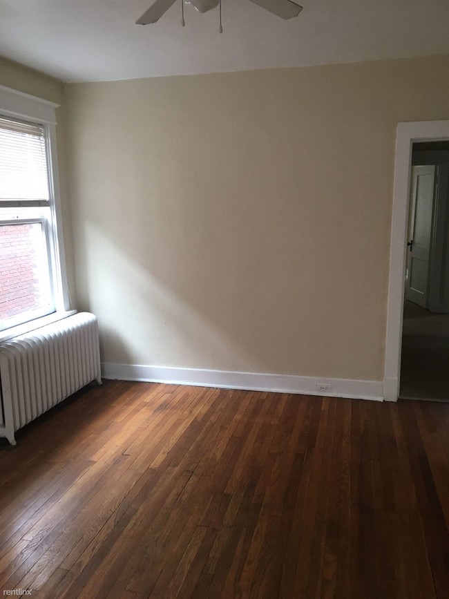 Building Photo - 5622 Beacon St