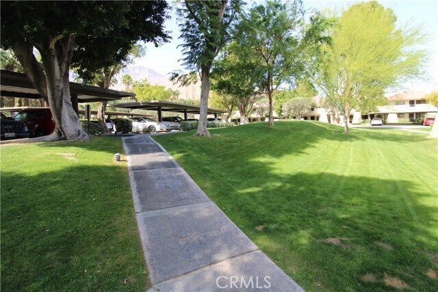 Building Photo - 2800 Los Felices Cir E