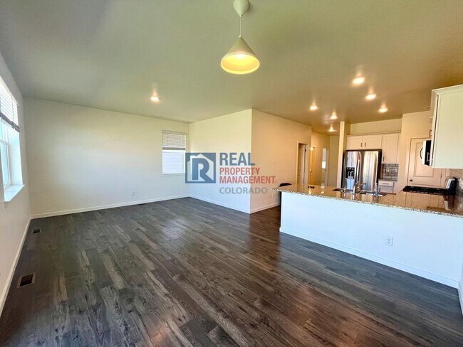 Building Photo - 10176 Castor Dr