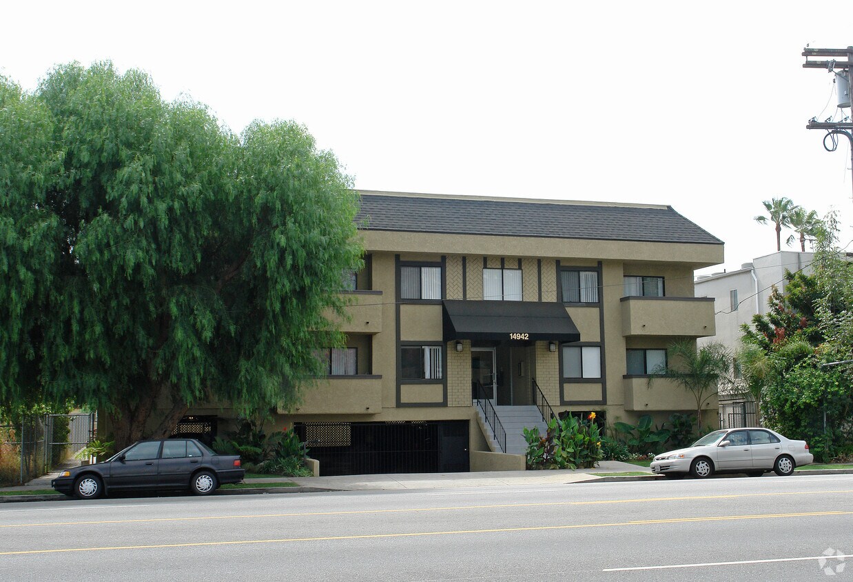 14942 Burbank Blvd, Sherman Oaks, CA 91411 Apartments in Sherman Oaks