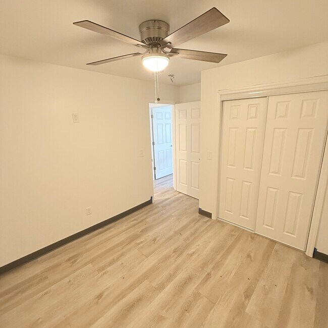 Foto del edificio - Woodsdale Apartments Holiday Island