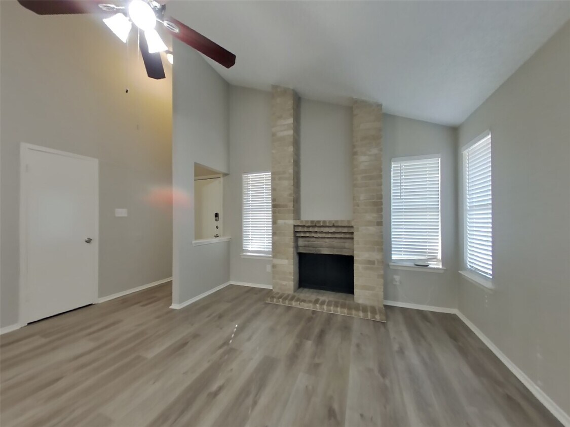 Foto principal - 3107 Lucida Ln