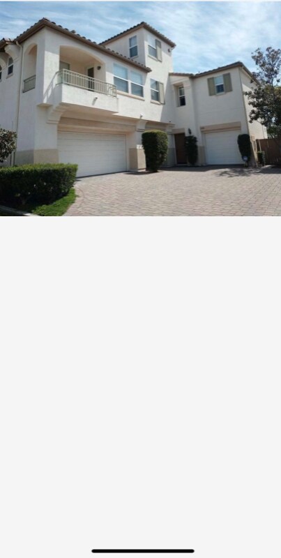 Building Photo - 2288 Alicante Cove