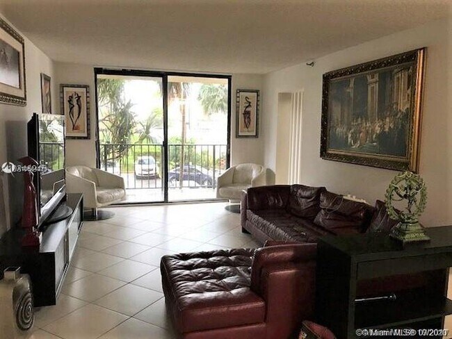 Foto del edificio - 290 174th St St