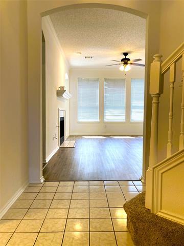 Building Photo - 2078 Belvedere Dr