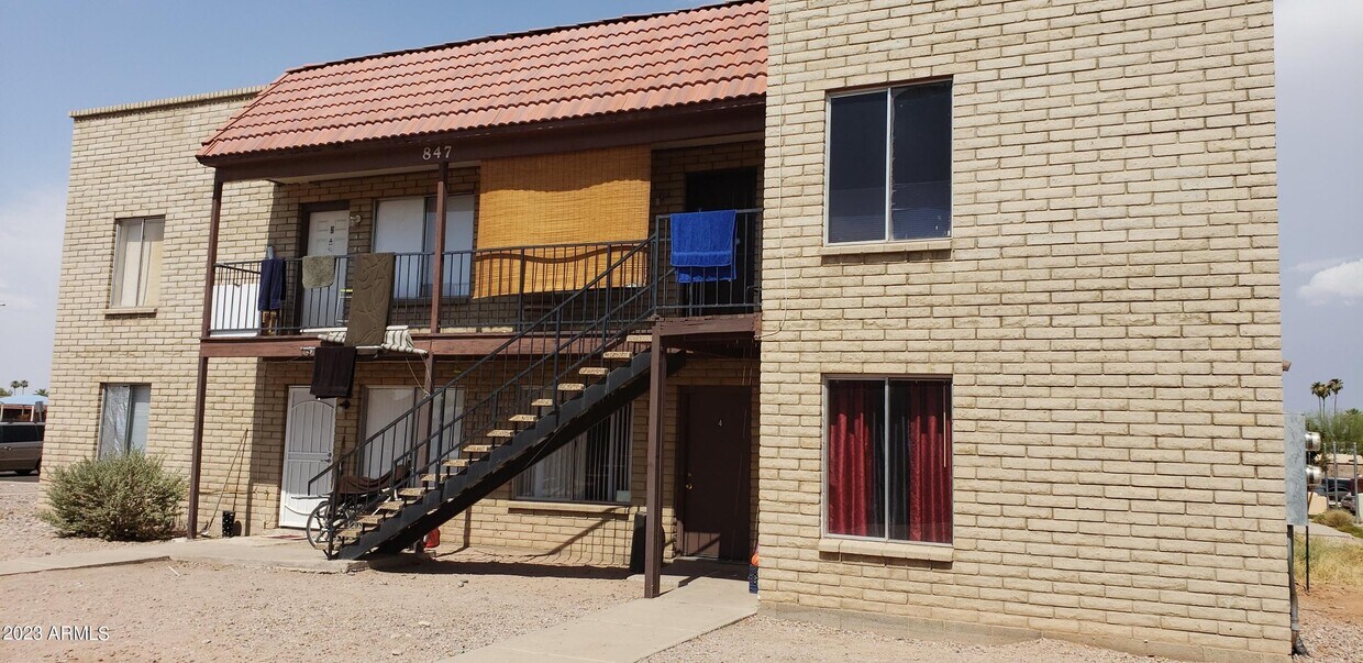 Foto principal - 847 W Ray Rd