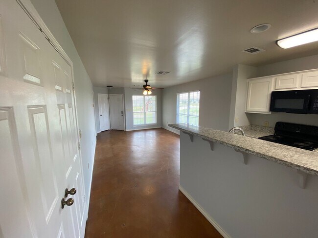 Foto del edificio - Available for Fall 2025 Pre-lease!!