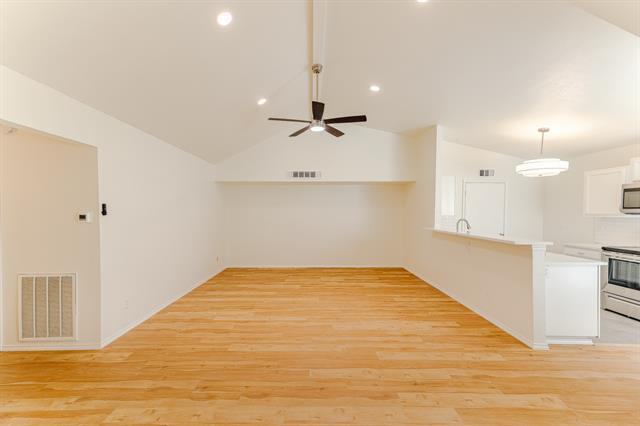 Foto del edificio - 4538 Chapman St