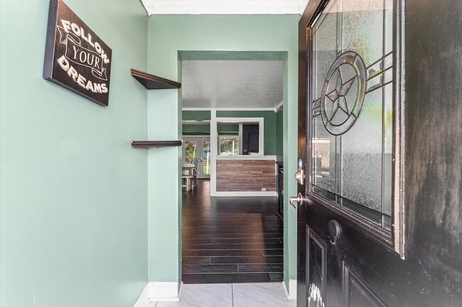 Foto del edificio - 328 24th Ave N